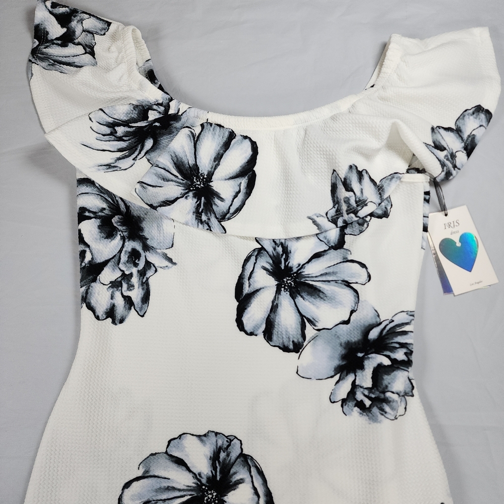 Iris White Gray Floral Stretch Comfy Dress NWT Juniors Large/Womens Size Small - Picture 5 of 11